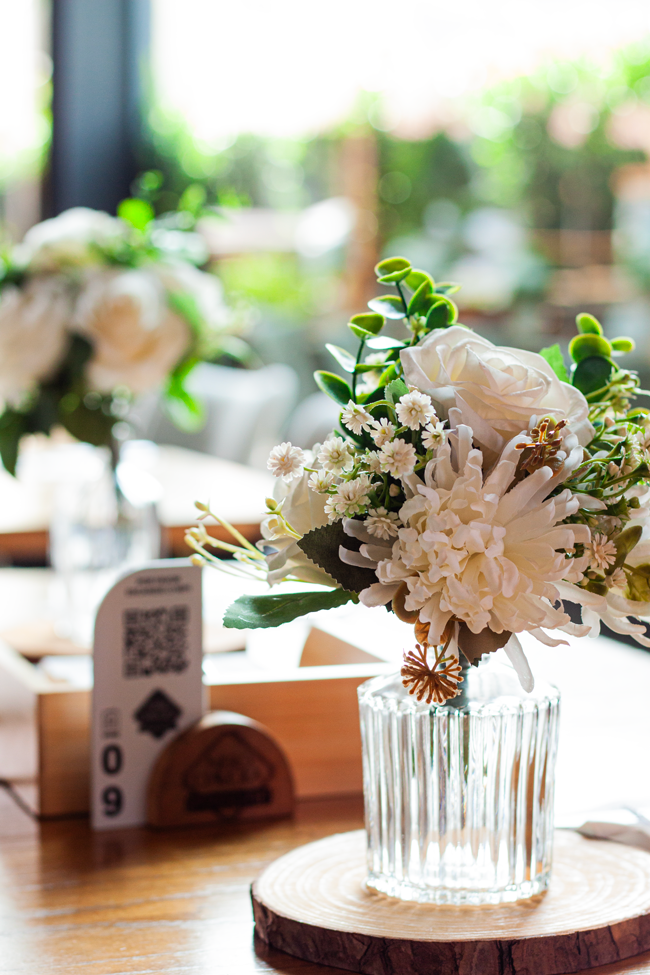 Centro de Mesa para Mini Wedding em São Paulo: Decoração que Não Atrapalha a&nbsp;Conversa